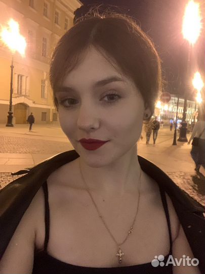 Хостес, оператор, менеджер, консультант