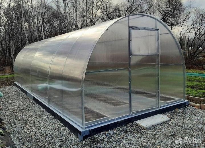 Теплица из поликарбоната