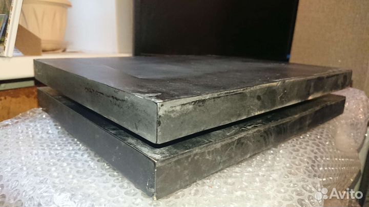 Стойки для акустики