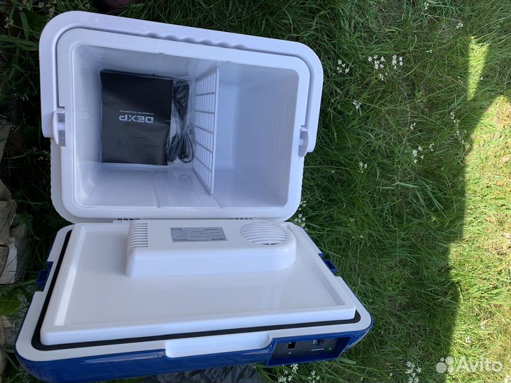 Термоэлектрический холодильник FR-243