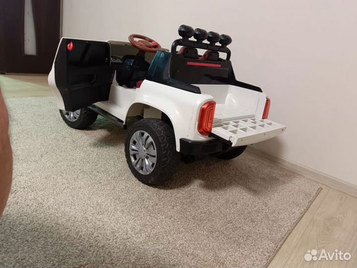 Внедорожник