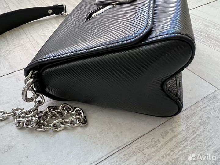 Louis Vuitton Twist PM серебро