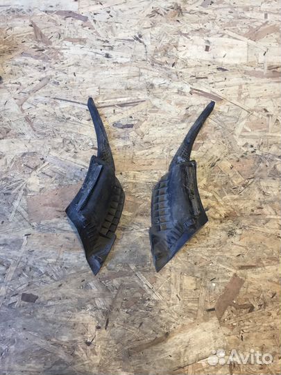 Накладка крыла Nissan Patrol y62 Infiniti qx56 qx8