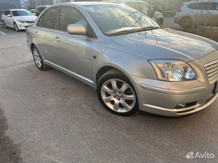 Toyota Avensis 2.4 AT, 2004, 124 000 км