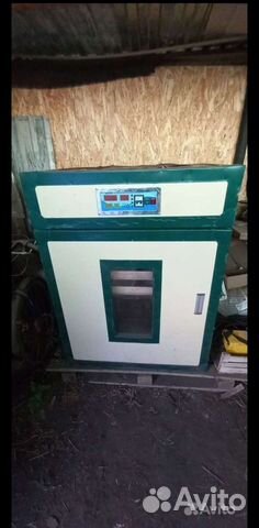 Инкубатор Эко 528