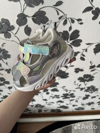 Детская обувь