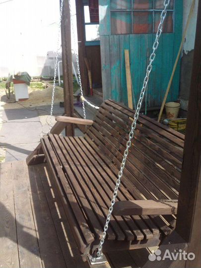 Садовые качели из дерева