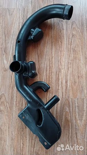 Воздухозаборник Nissan Qashqai J10