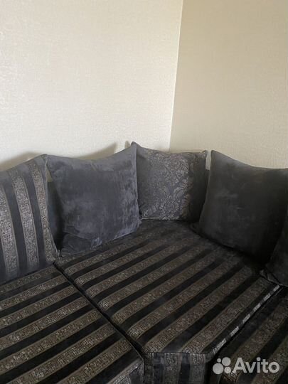 Диван угловой