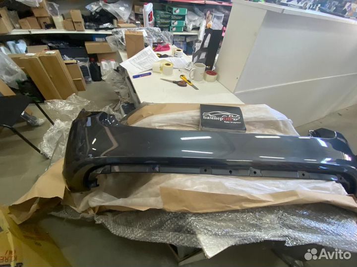 Бампер задний гранта универсал в цвет борнео