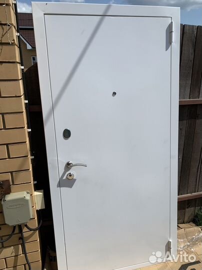 Дверь входная