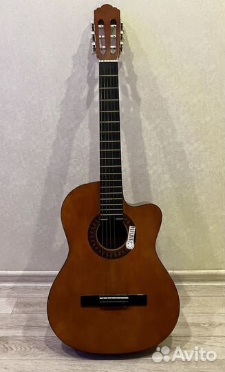 Акустическая (классическая) гитара