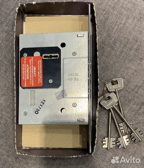 Дверной замок Kale