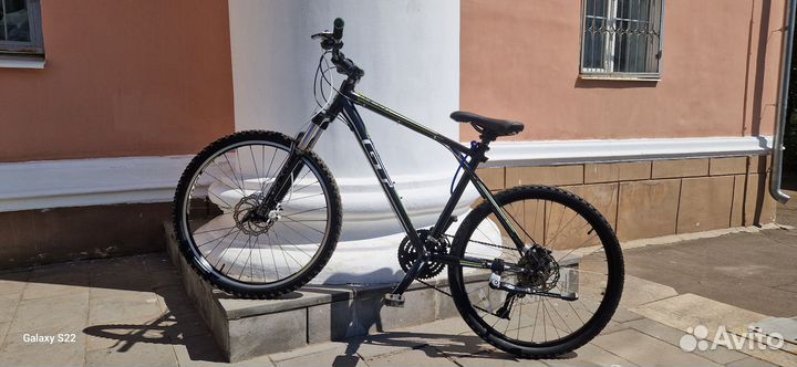 Велосипед GT Avalanche 3.0