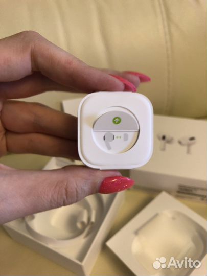 Коробка от air pods pro