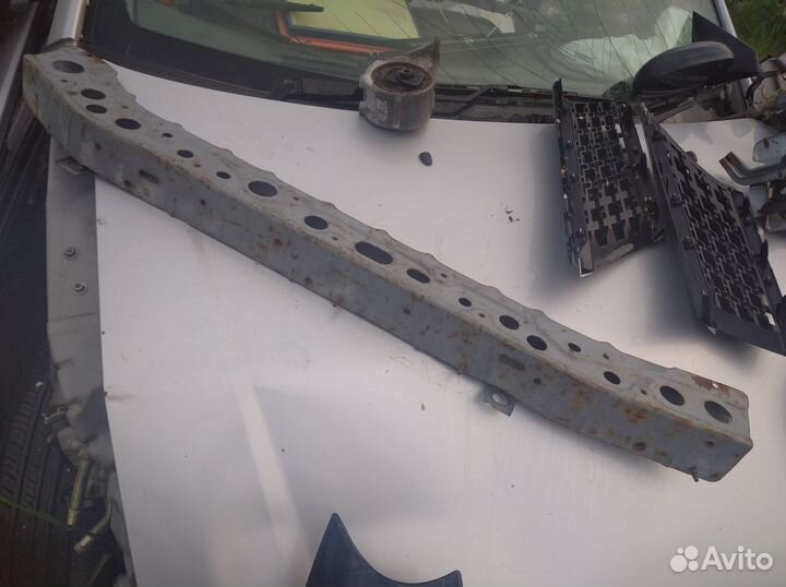 Рамка радиатора ниссан тиида