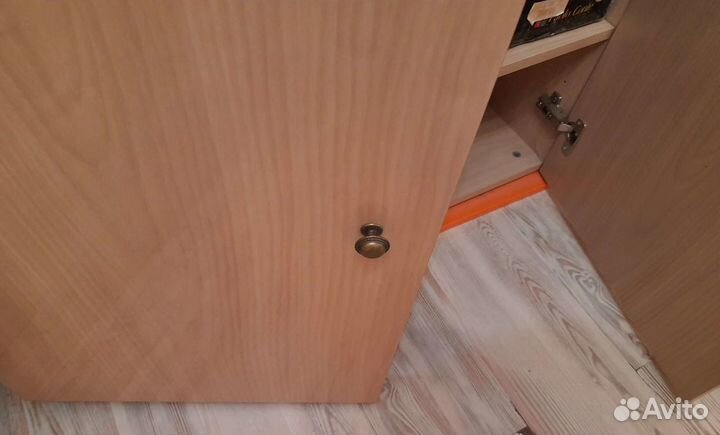 Тумбочка производст Шатура Д 90 см Ш 38 см В 83 см