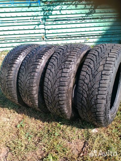 Gislaved NordFrost 100 215/65 R16