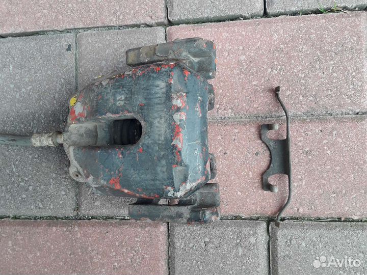 Суппорт задний левый BMW E39