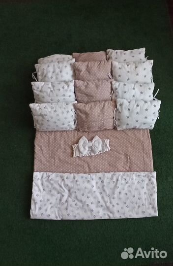 Бортики+одеяльце+бант+простынки на резинках