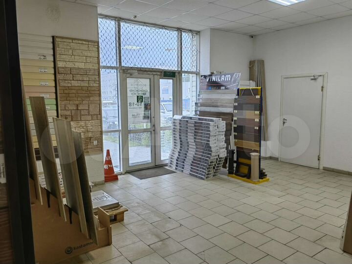 Торговая площадь, 623 м²