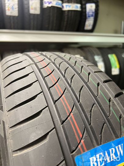 Bearway BW388 215/55 R17 80T