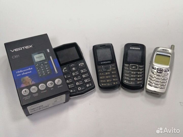Samsung B3310