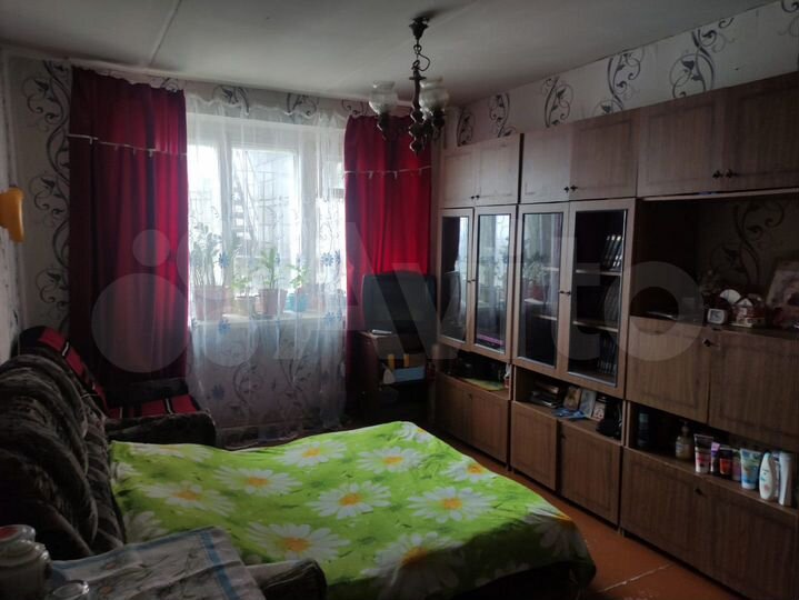 Комната 18 м² в 8-к., 7/9 эт.