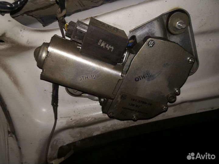 Мотор заднего стеклоочистителя Лада Приора хетчбек