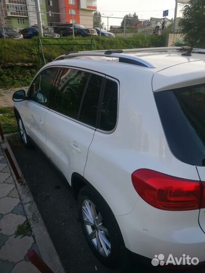 Volkswagen Tiguan 2.0 AT, 2012, 133 000 км