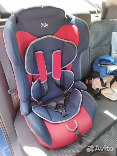 Автомобильное детское кресло от 9 до 36 кг