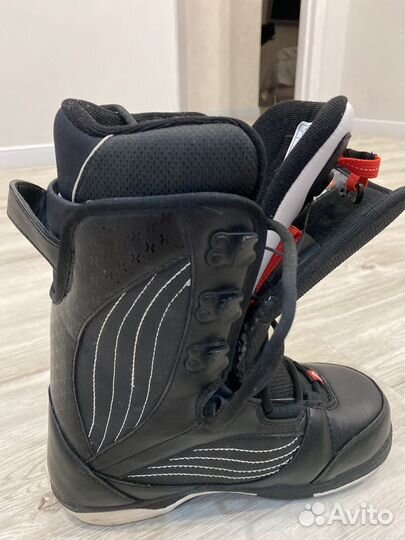 Сноубордические ботинки пара
