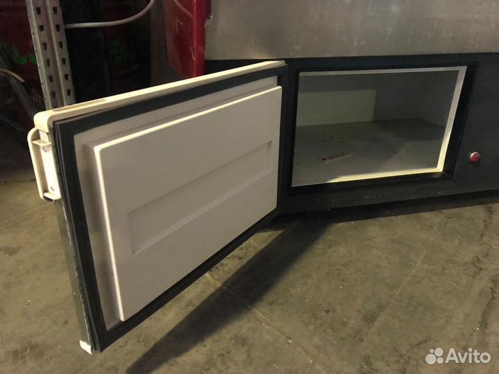 Витрина для мягкого мороженного бу