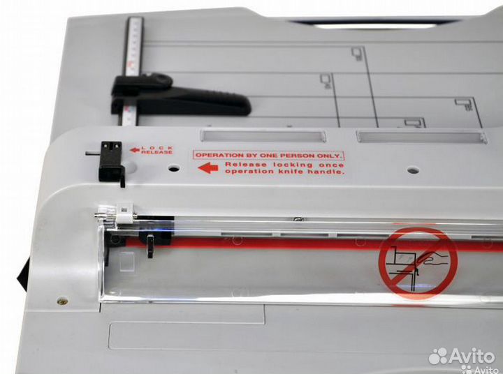 Резак для бумаги гильотинный кв -трио 3948, новый