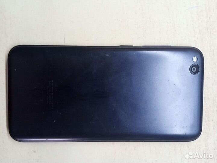 Телефон Xiaomi Redmi Go