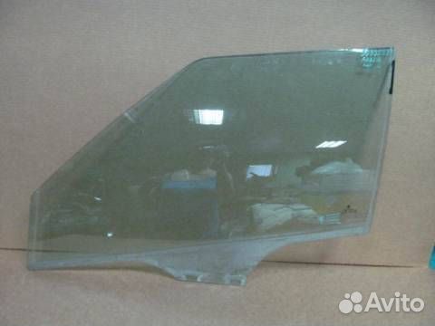 Стекло передней левой двери Skoda Fabia