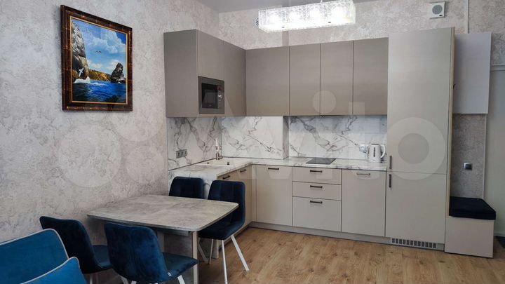 2-к. квартира, 43 м², 2/8 эт.