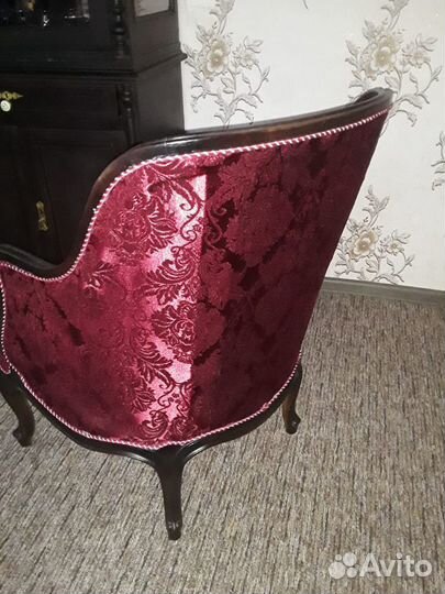 Мебель мягкая антикварная 19 в