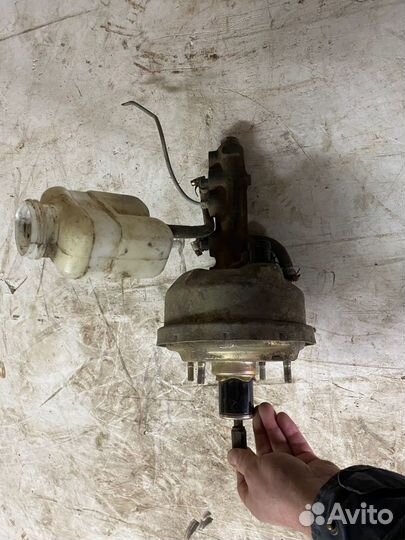 Вакумник с цилиндром ваз классика, приора