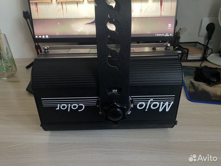 Световой прибор/колорченджер Mojo Color MOC-ELC