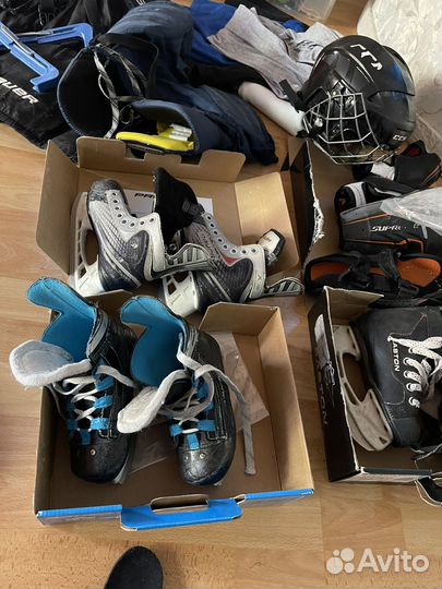 Коньки хоккейные 4-5 лет