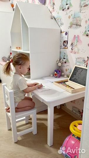 Белый столик и стульчик