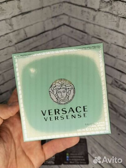Женские духи Versace Versense