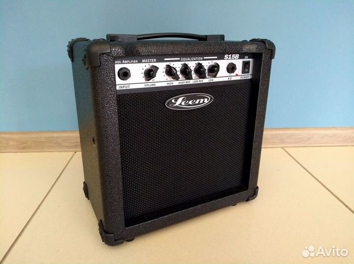 Басовый комбоусилитель Новый Leem