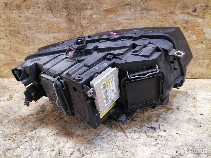 Фара левая Audi Q5 8R ксенон