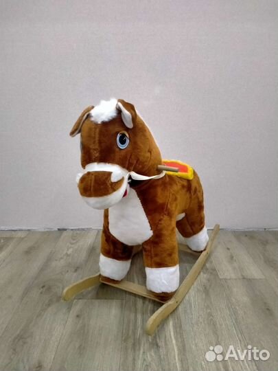 Качалка лошадь