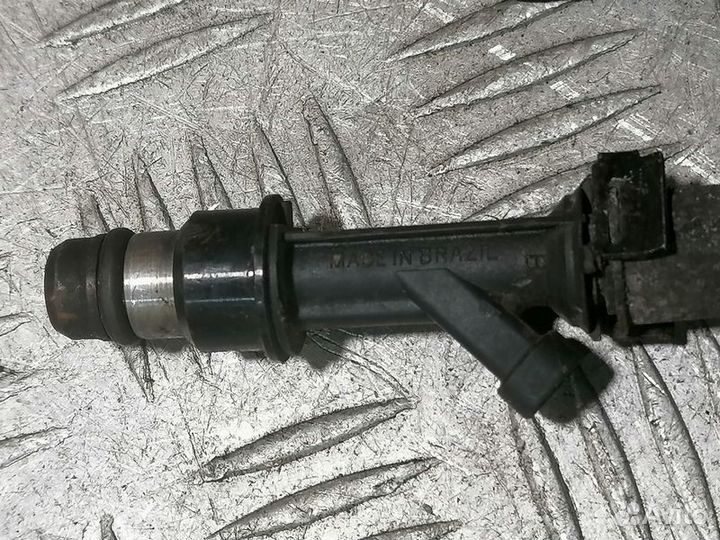 Форсунка двигателя Daewoo Nexia 1995-2016