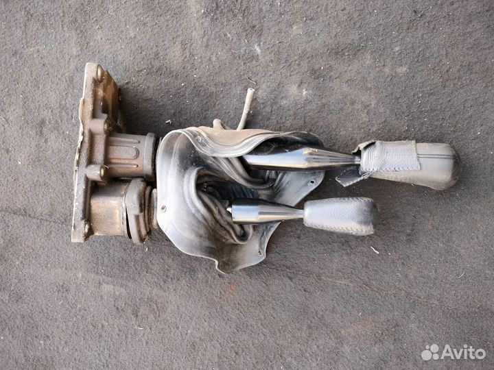 Кулиса кпп раздатки mitsubishi L200 4 поколения