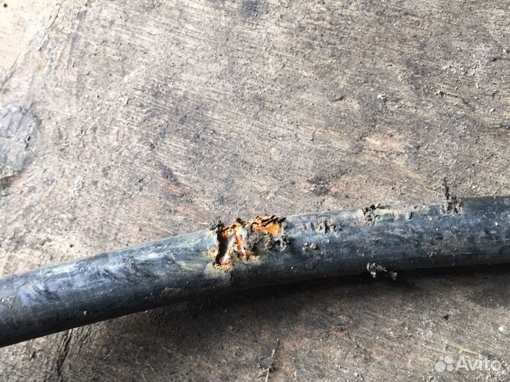 Трос стояночного тормоза Renault Logan I