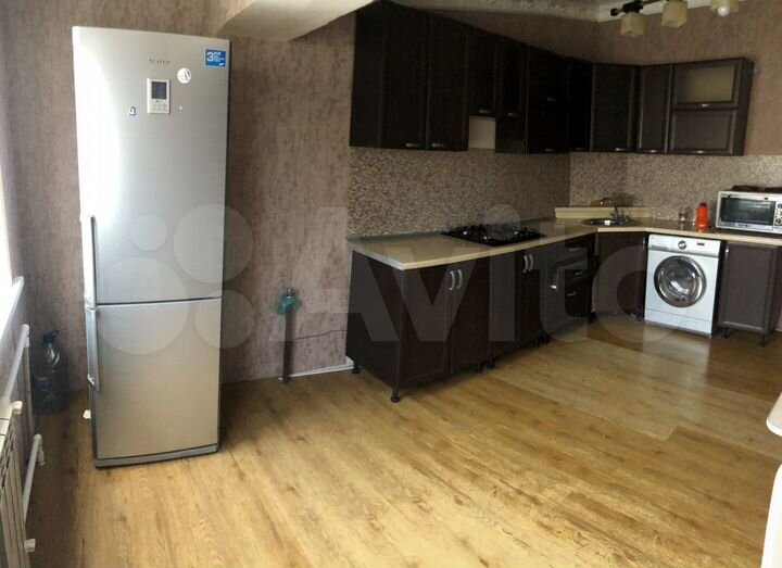 2-к. квартира, 60 м², 10/10 эт.